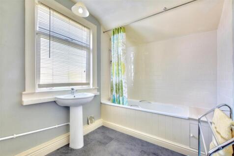 Bathroom.jpeg