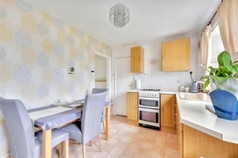 Kitchen_2.jpeg