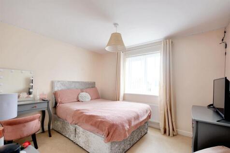 Bedroom 2.jpeg