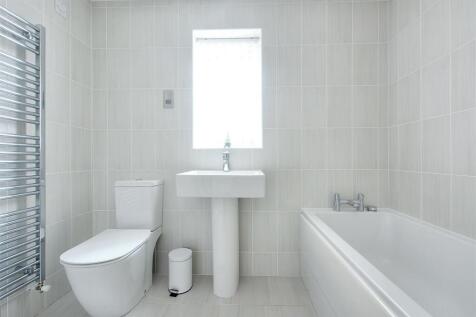 Bathroom_1.jpeg