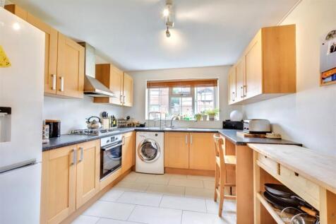 Kitchen_1.jpeg