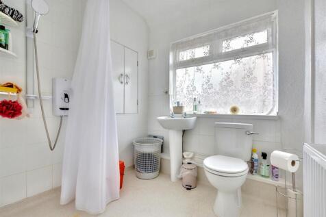 Shower Room.jpeg