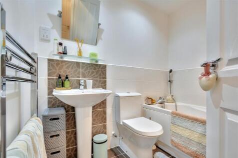 Bathroom.jpeg