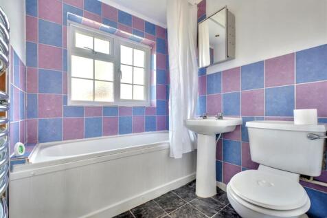 Bathroom.jpeg