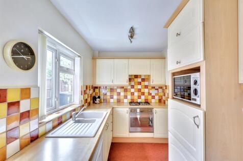 Kitchen_2.jpeg