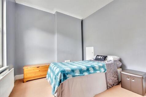 Bedroom Two_3.jpeg