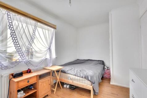 Bedroom One_1.jpeg