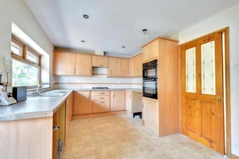 Kitchen_4.jpeg