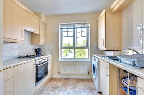 Kitchen_1.jpeg