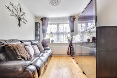 Sitting Room.jpeg