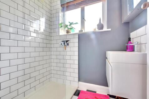 Shower Room.jpeg