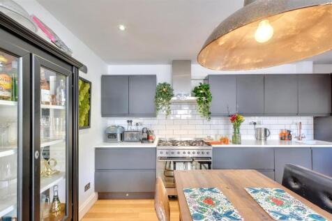 Kitchen_3.jpeg