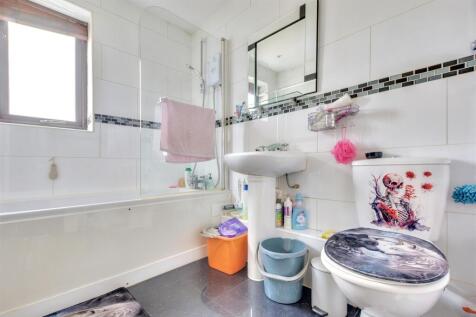Bathroom.jpeg