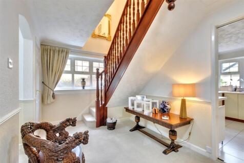 Entrance Hall.jpeg