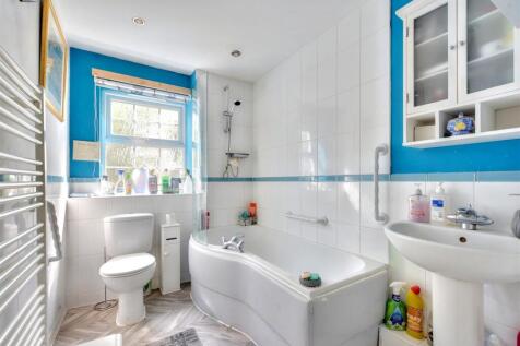 Bathroom.jpeg