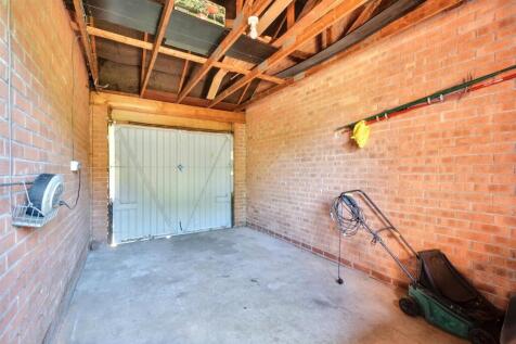 Garage.jpeg