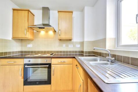 Kitchen_2.jpeg