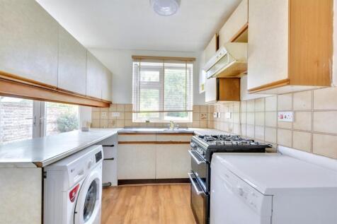 Kitchen_1.jpeg