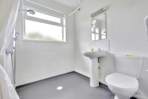 Shower Room_1.jpeg