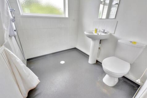 Shower Room_2.jpeg