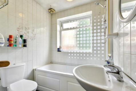 Bathroom_1.jpeg