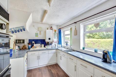 Kitchen_3.jpeg
