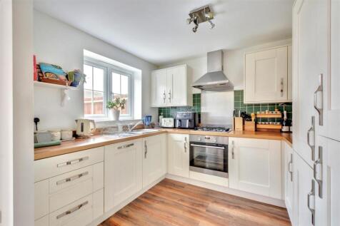 Kitchen_2.jpeg