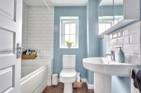 Bathroom.jpeg