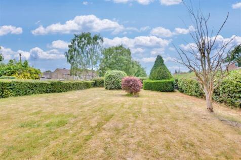 Front Garden_2.jpeg