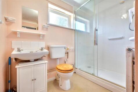 Shower Room.jpeg