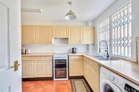 Kitchen_1.jpeg