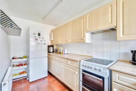 Kitchen_2.jpeg