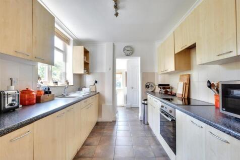 Kitchen_3.jpeg