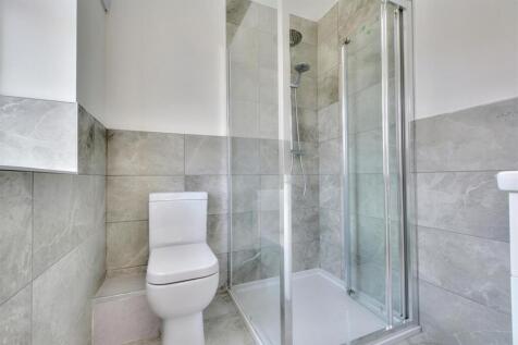 Ensuite.jpeg