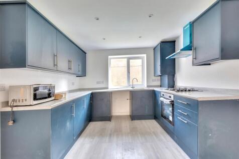 Kitchen_1.jpeg