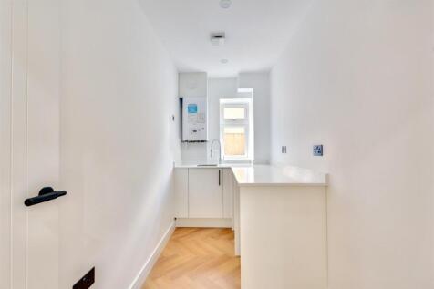 Utility Room_2.jpeg