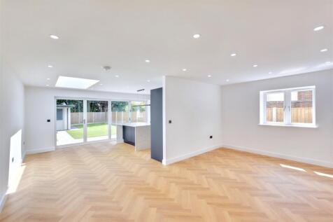 Openned Planned Kitchen Living_5.jpeg