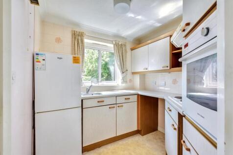 Kitchen_2.jpeg