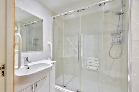 Shower Room_2.jpeg