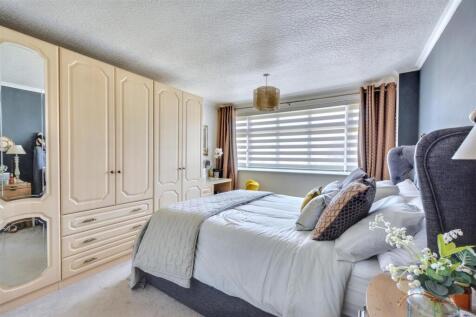 Bedroom One_1.jpeg