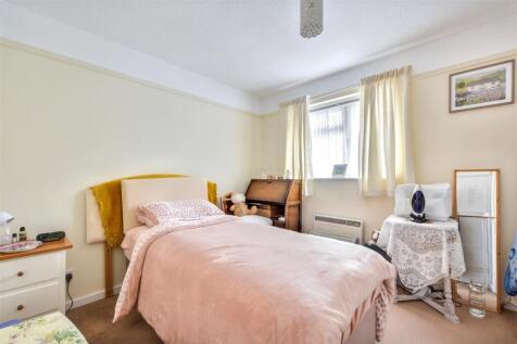 Bedroom One_1.jpeg