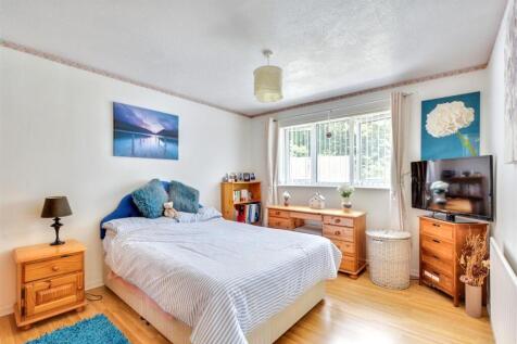 Bedroom One_1.jpeg