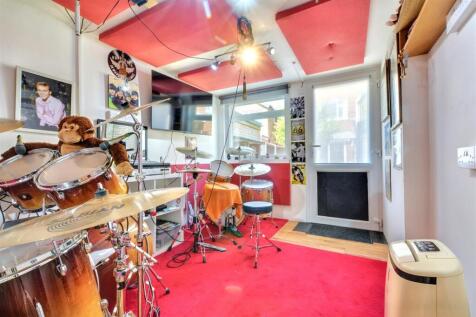 Music Studio_2.jpeg