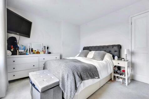 Bedroom One_2.jpeg