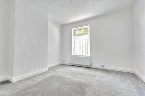 Bedroom One_2.jpeg