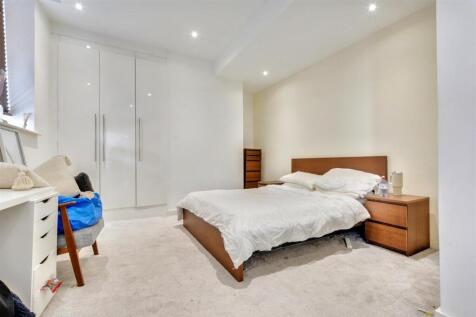 Bedroom One.jpeg