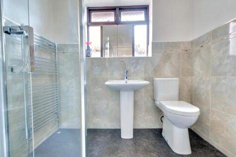 Bathroom.jpeg