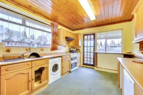 Kitchen_1.jpeg