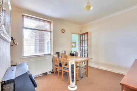 Dining Room_2.jpeg