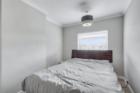 Bedroom 1.jpeg